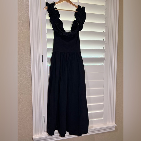 Free People Dresses & Skirts - 🆕 Free People Black Backless Ruffle Dress